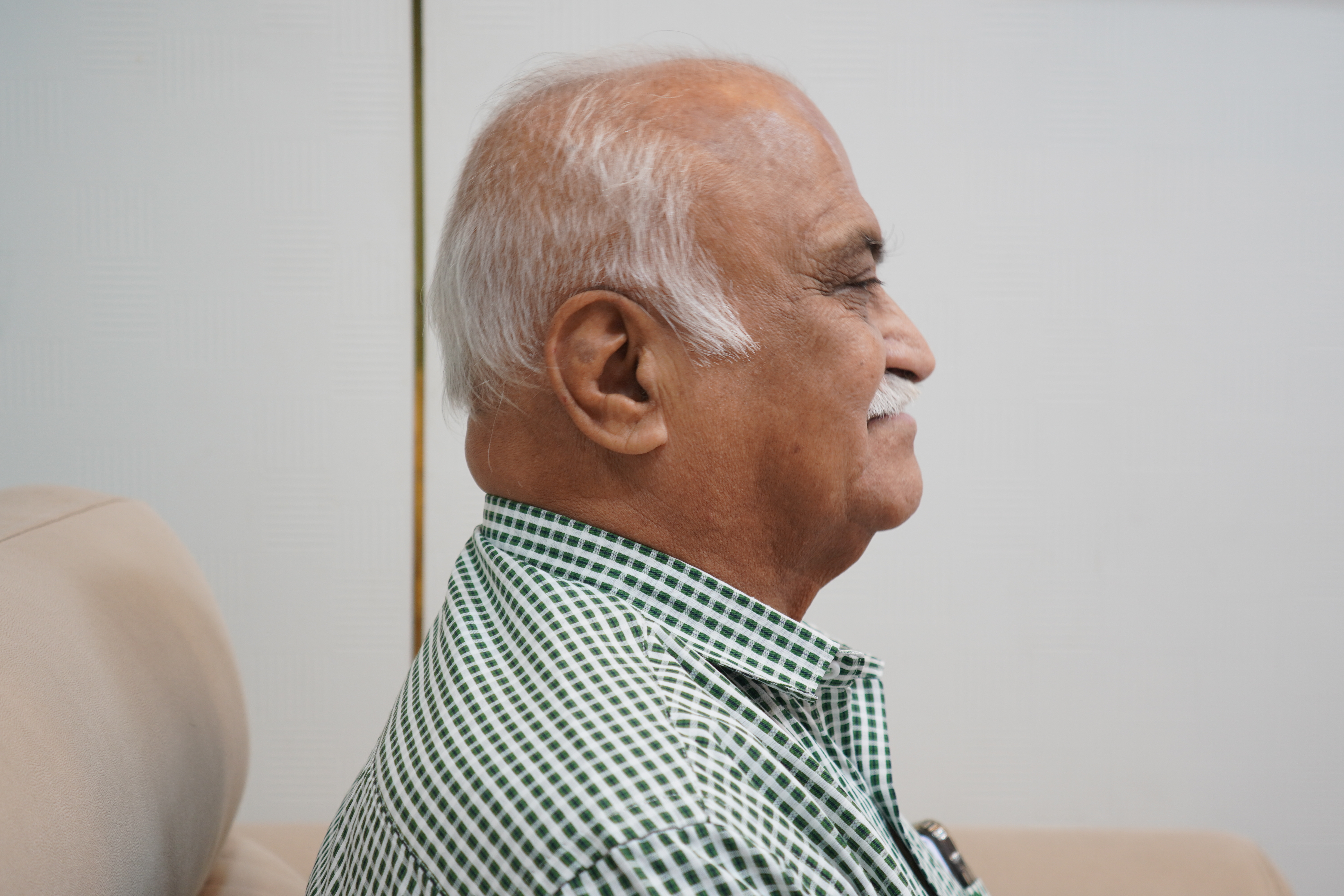 Pradeep Vakil before treatment photo 2