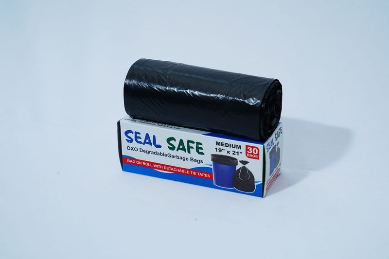 SMALL GARBAGE BAGS 17 X19 INCH 
