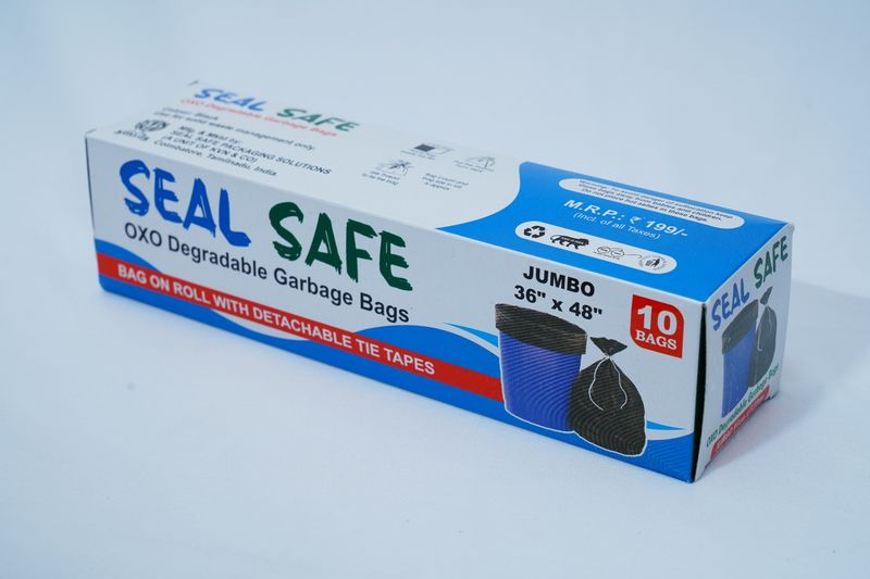 JUMBO GARBAGE BAG ROLLS 36 X 48 INCHES