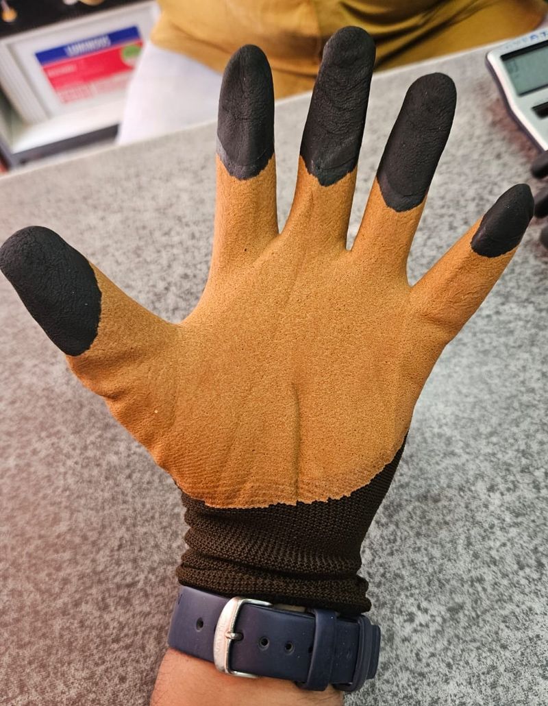 Latex coated gloves Pair Orange black