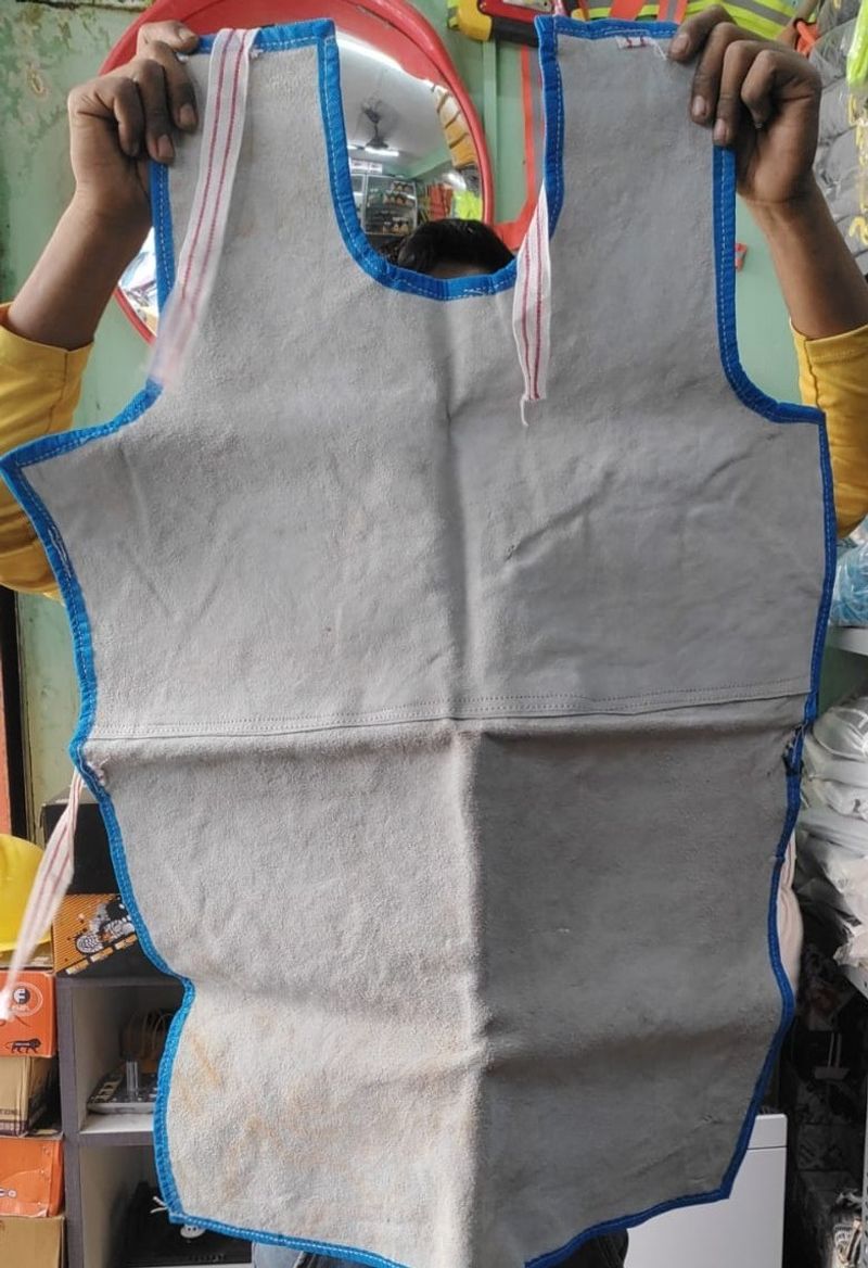 Leather apron jointed.