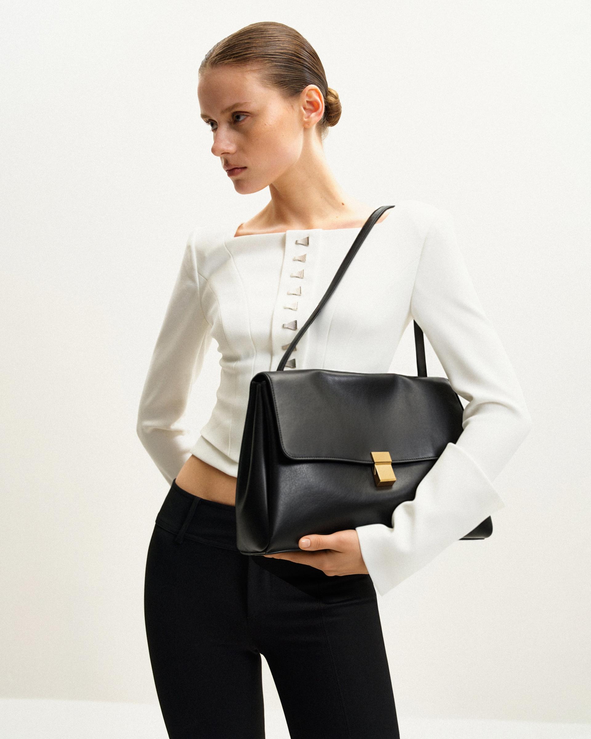 Hilary Shoulder Bag - Black 2