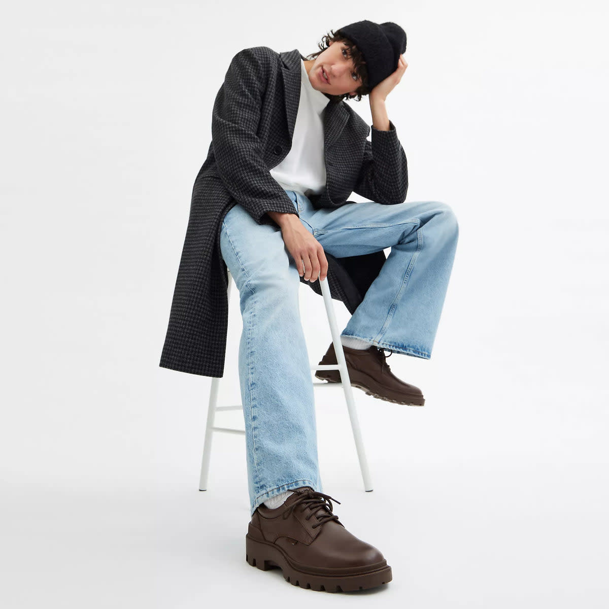 Cameron Derby In Signature Leather 5