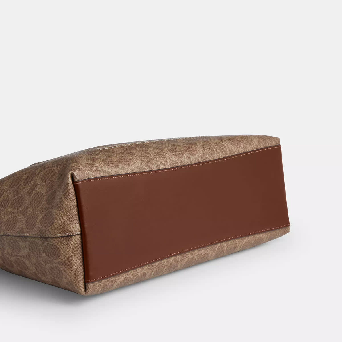 Station Tote Bag In Signature Canvas 5