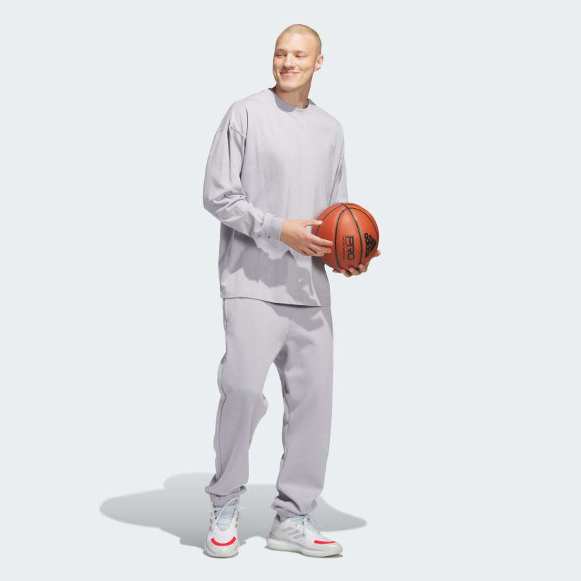 Adidas Basketball Fleece Joggers (Gender Neutral) Men 3