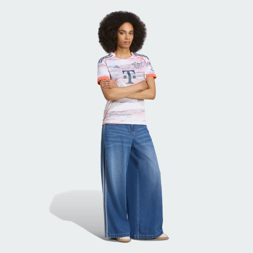 Adidas FC Bayern 25/26 Away Jersey Women 3