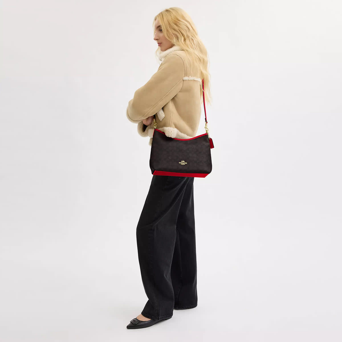 Laurel Shoulder Bag In Signature Canvas 5