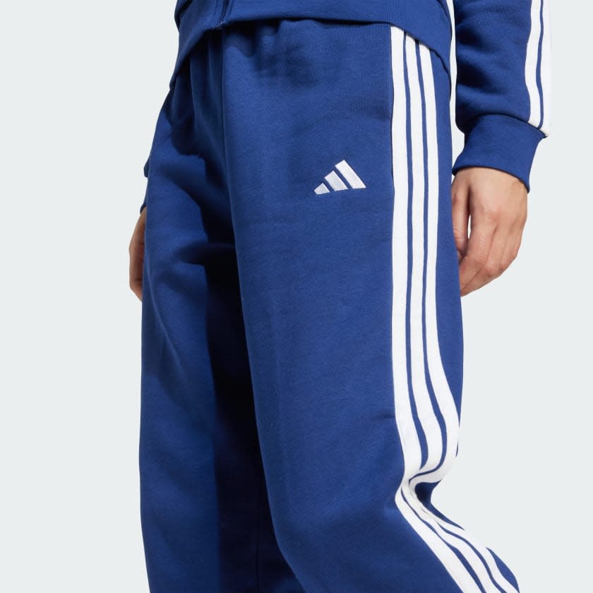 Adidas Essentials 3-Stripes Fleece Loose-Fit Pants Women 5
