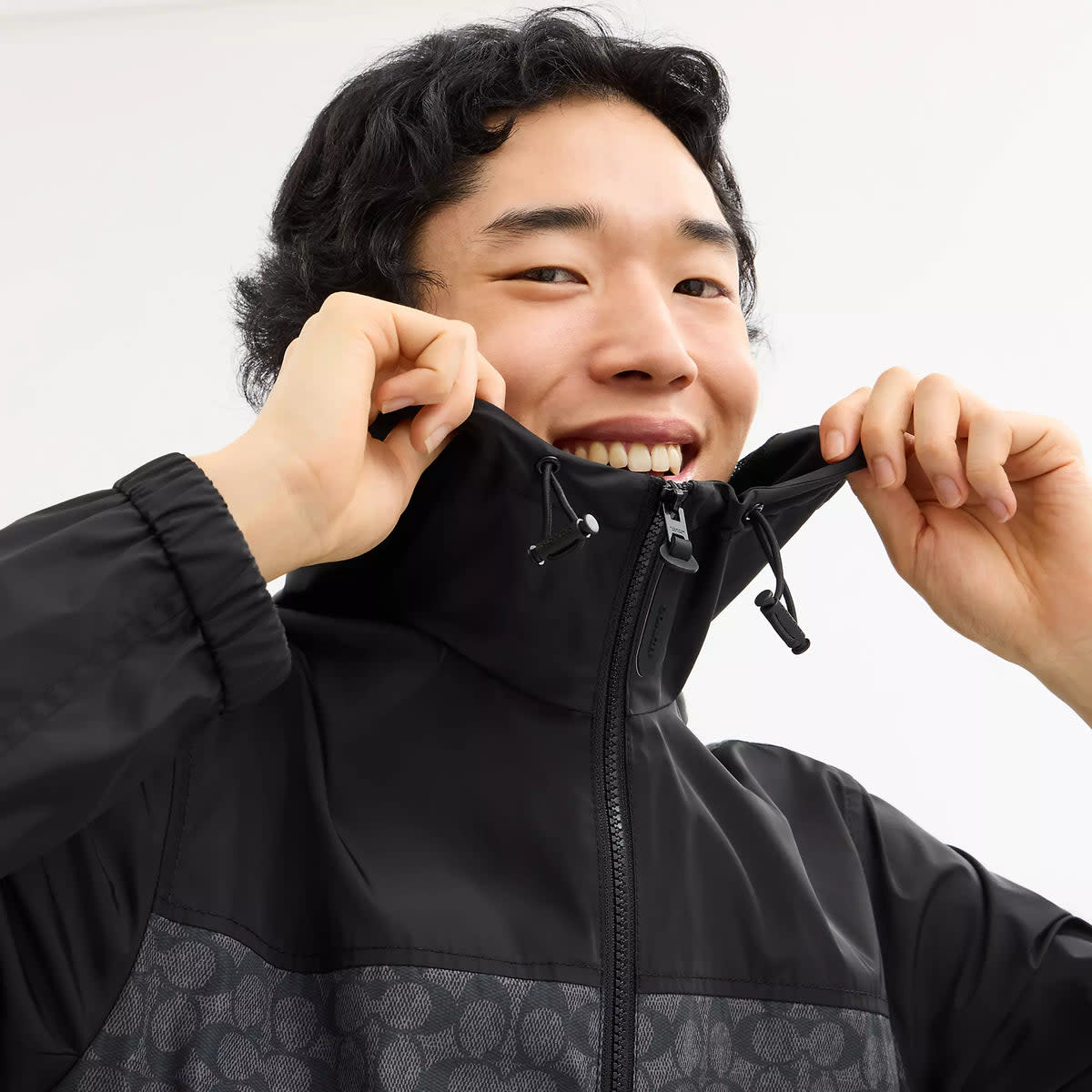 Signature Full Zip Windbreaker In Recycled Polyester 2