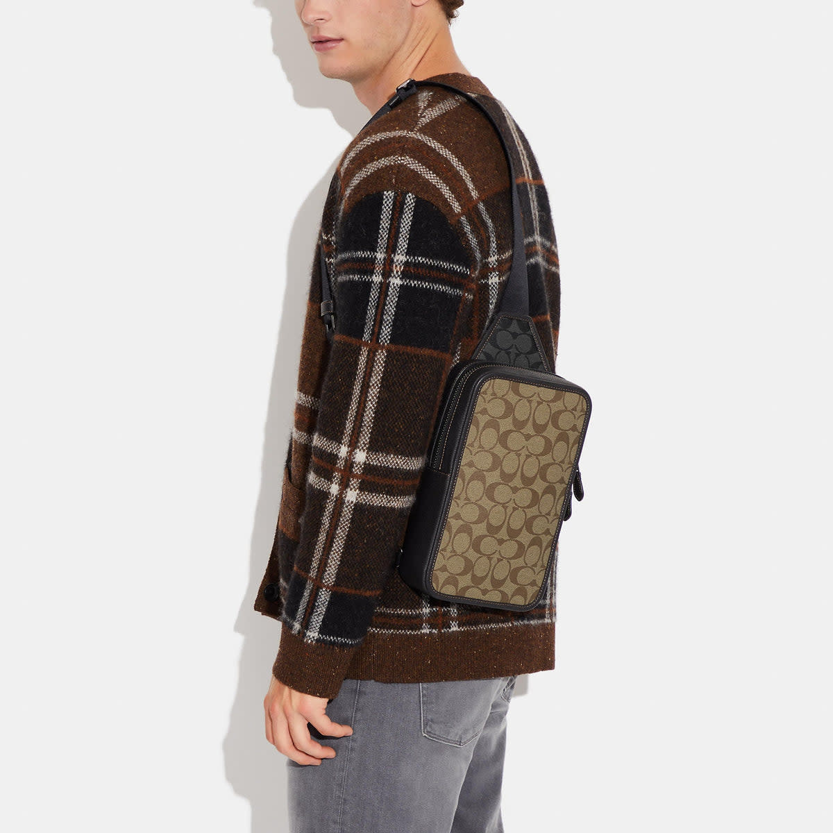 Sullivan Pack In Blocked Signature Canvas 4