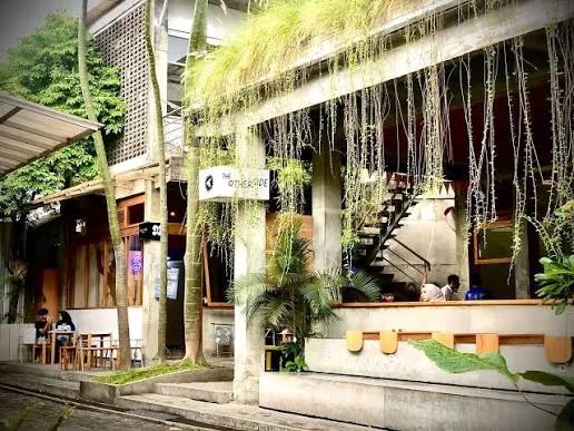 The Other Side Coffee - Cafe & Kopi di Cipedes, Tasikmalaya