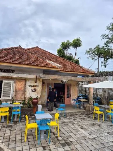 Warkop SKJ Tasikmalaya - Cafe & Kopi di Pusat Kota, Tasikmalaya