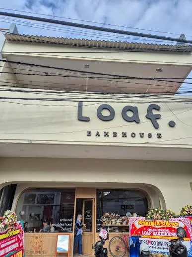 Loaf Bakehouse - Cafe & Kopi di Cihideung, Tasikmalaya