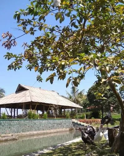 Saung Botram Biotirta - Oleh-oleh di Cisayong, Tasikmalaya