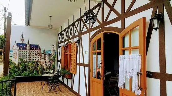 Berliner Brotfabrik - Cafe & Kopi di Tawang, Tasikmalaya