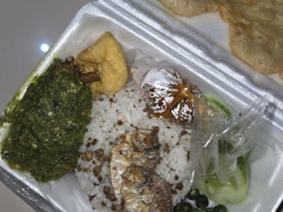 Nasi TO Teh Euis - Sarapan Pagi di Cipedes, Tasikmalaya