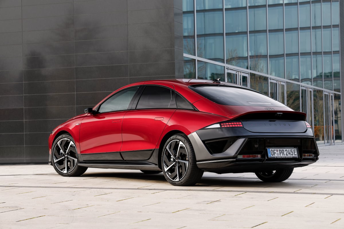 2026 Hyundai Ioniq 6: Up to 680 km WLTP, 260 kW Charging, From EUR 45,550