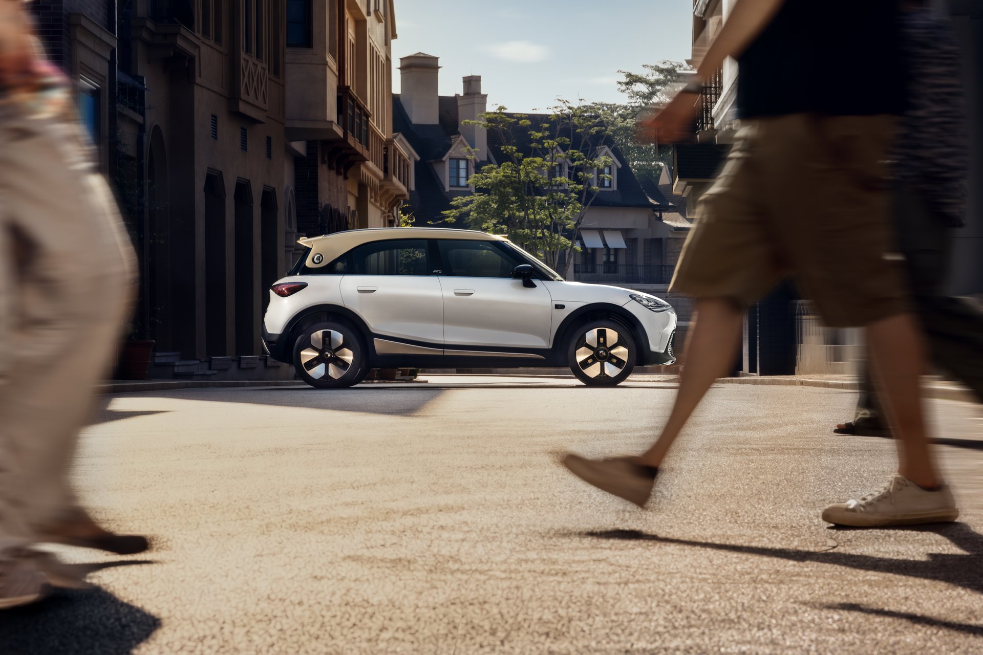 2026 Smart #1: Facelifted EV Adds 800V Charging From $22,100