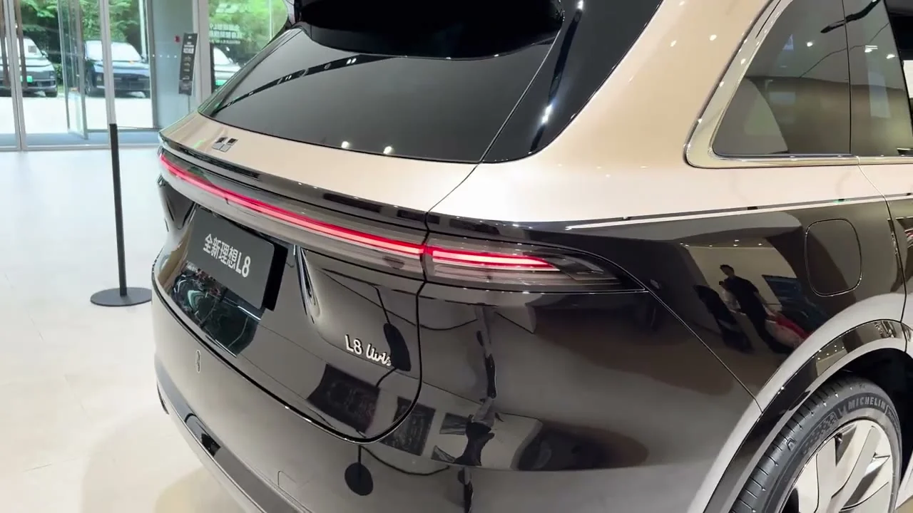 2026 Li Auto L8 Livis: All-New 5-Seat REV Flagship With 430 km EV Range And 1,670 km Total