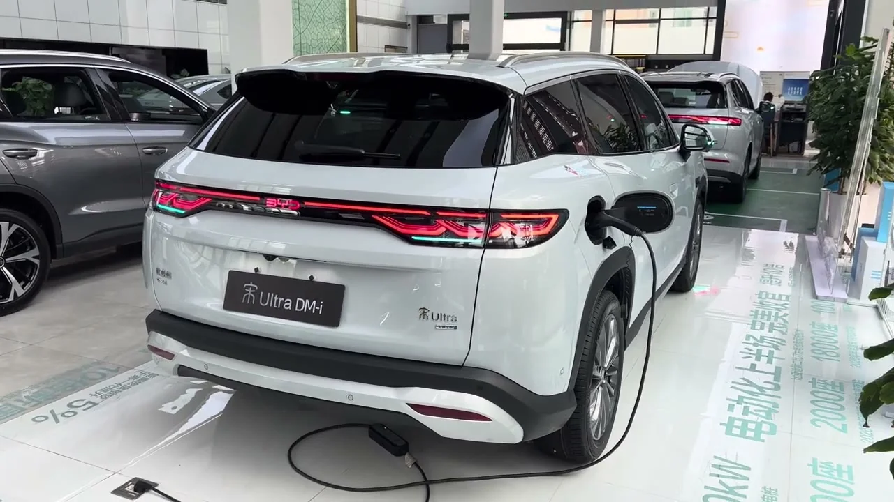 2026 BYD Song Ultra DM-i: 1,845 km Combined Range SUV From $19,200