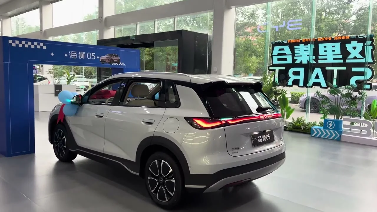 2026 BYD Sealion 05 DM-i: Up To 305 km EV Range, 2,105 km Combined, From $14,360