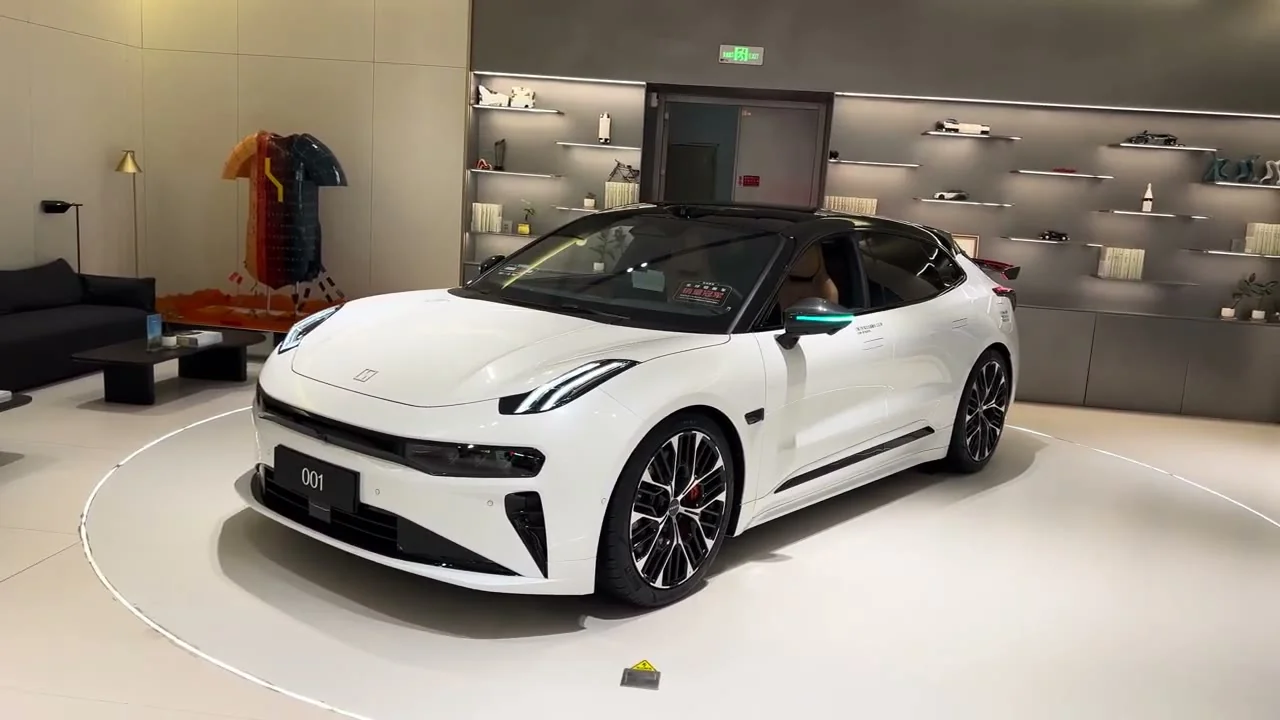 2026 ZEEKR 001 Anniversary Edition: 912 HP Shooting Brake Hits 100 km/h in 2.91s