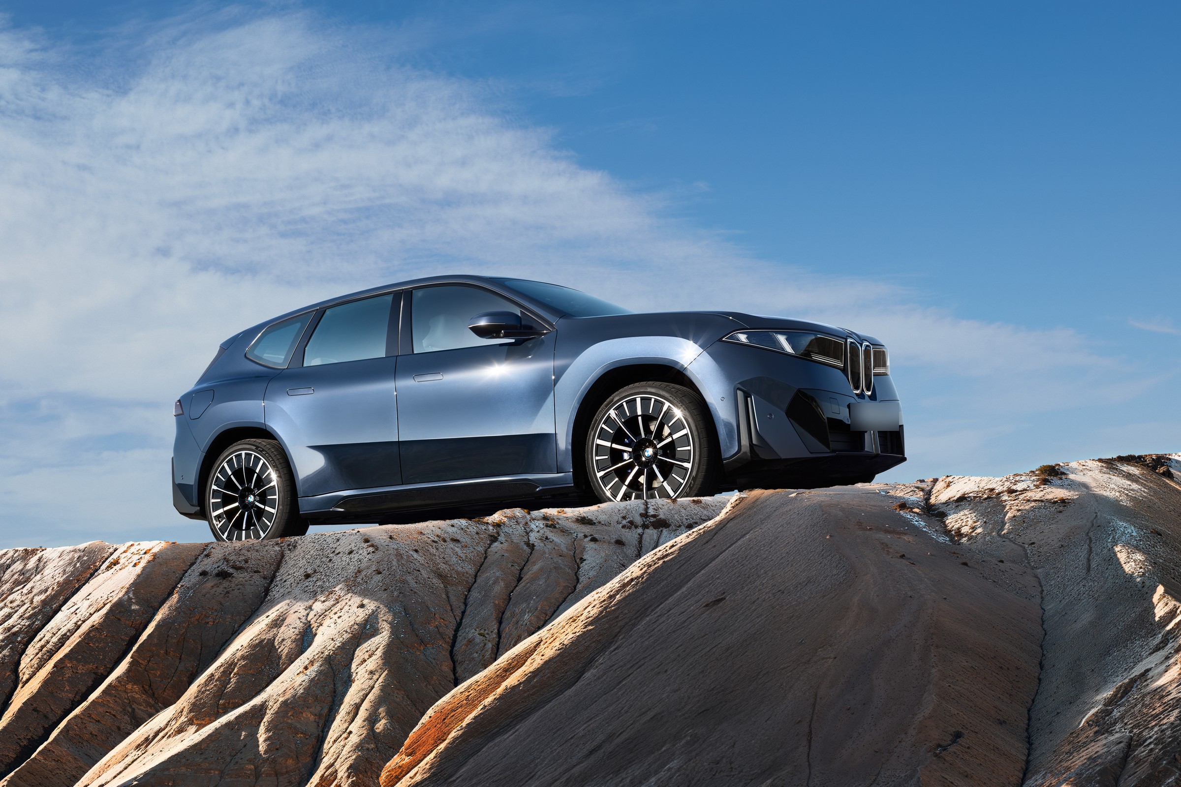 2026 BMW iX3: Neue Klasse SUV With Up to 805 km Range From EUR 63,400