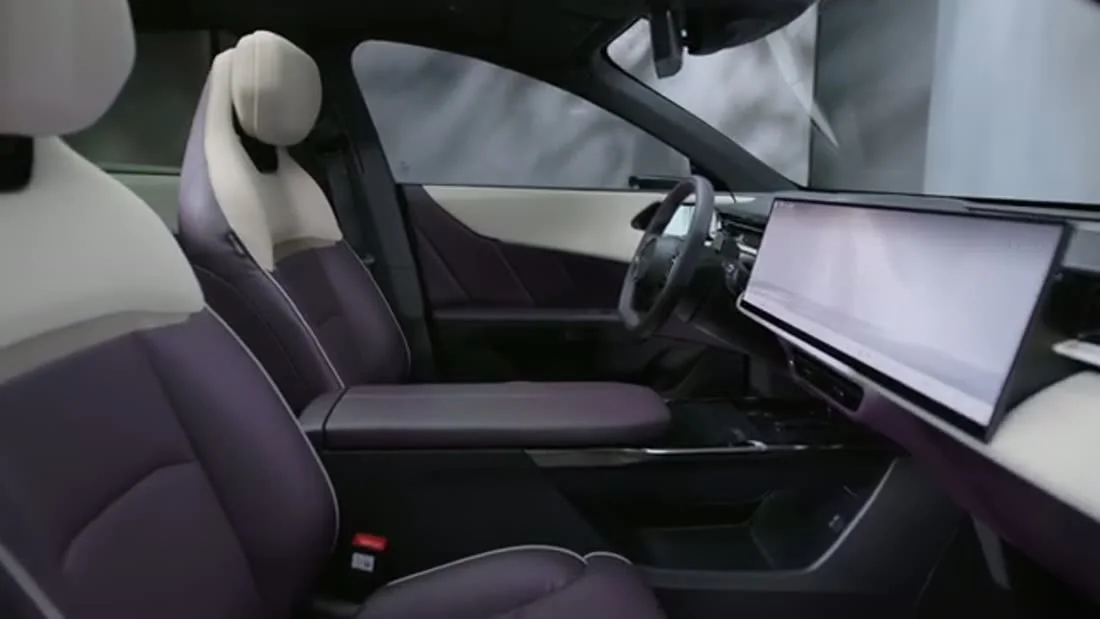 Mazda CX-6e: A Sleek 258-HP Electric SUV With Up To 484 km Range And A 26-Inch Display