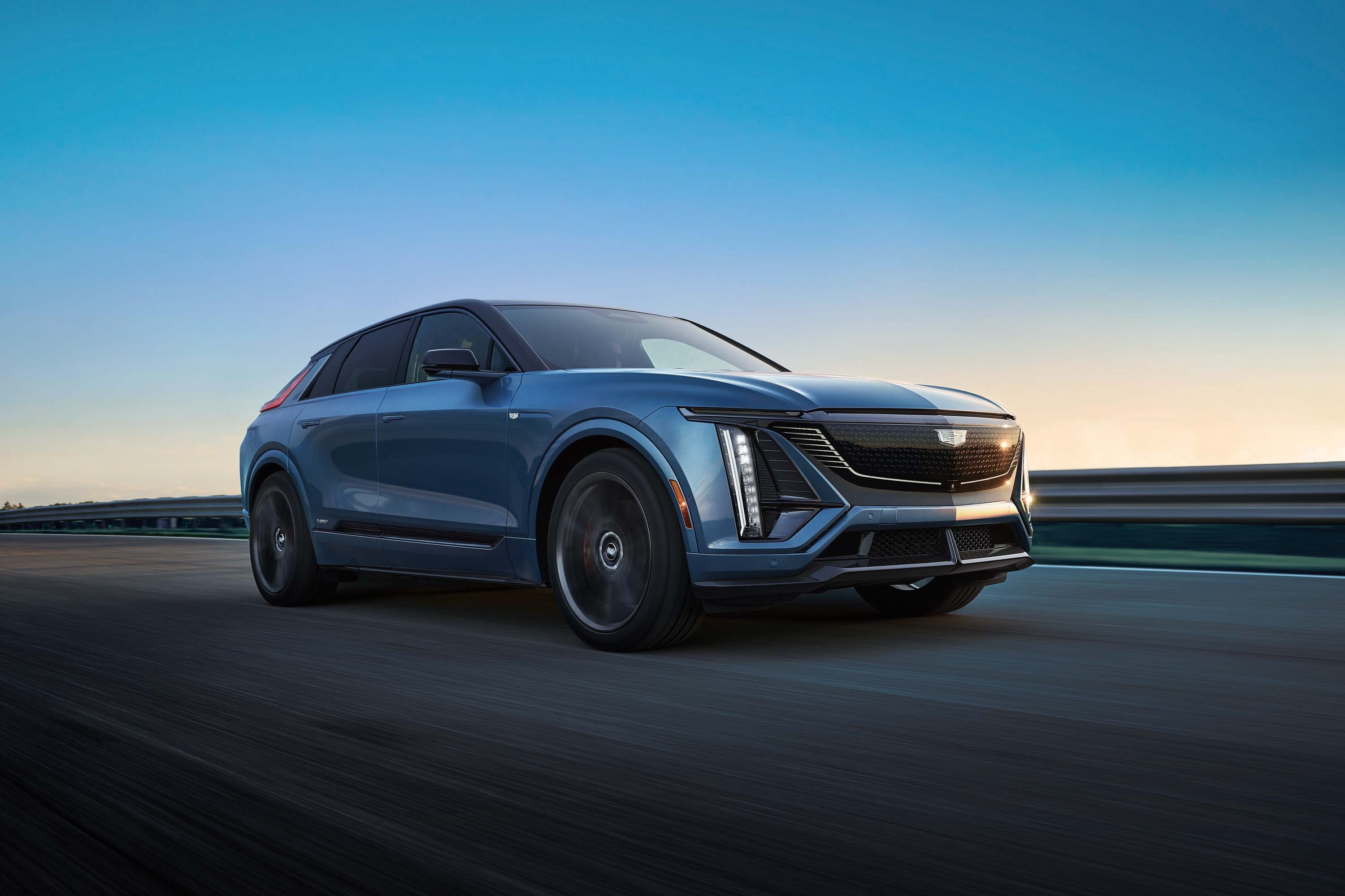2027 Cadillac Lyriq: 102 kWh EV SUV With 525 km EPA Range From $59,400