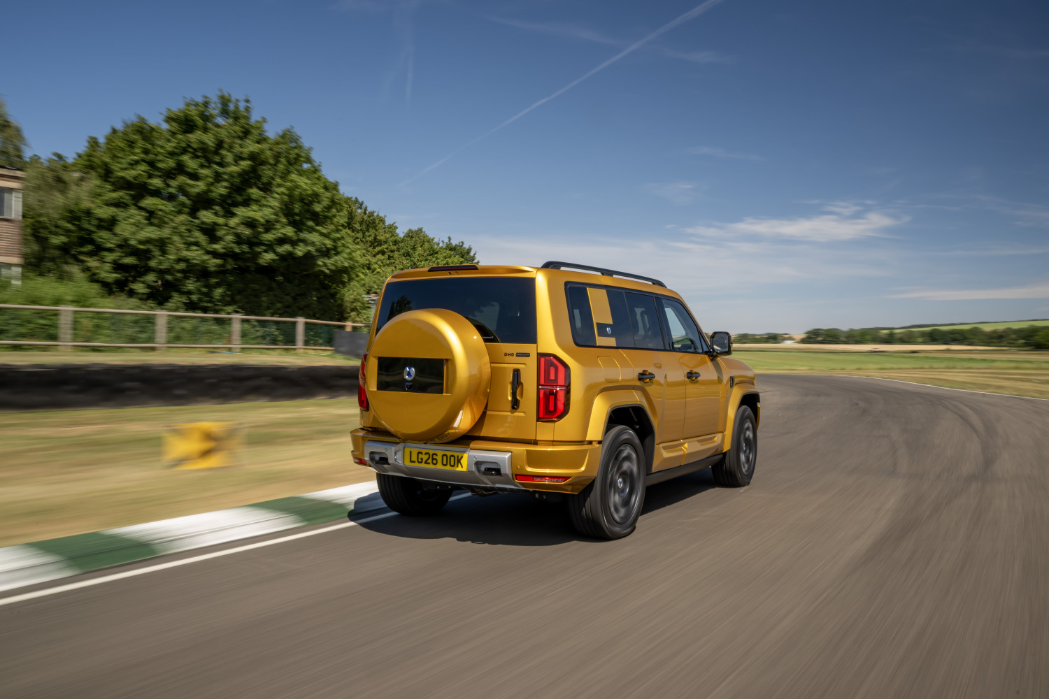 2026 Denza BAO 5: 536-HP Off-Roader Storms Into Europe From $93,200