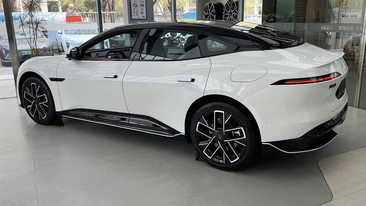 2026 Avatr 06 REV Review: The 1,190 km Tech Masterpiece Disrupting the $25,000 Segment