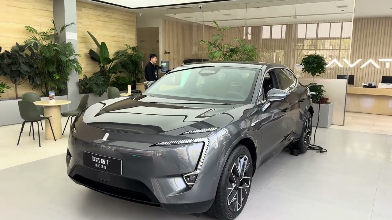 2026 Avatr 11 REV: Electric SUV with 1,065 km Range for $37,400