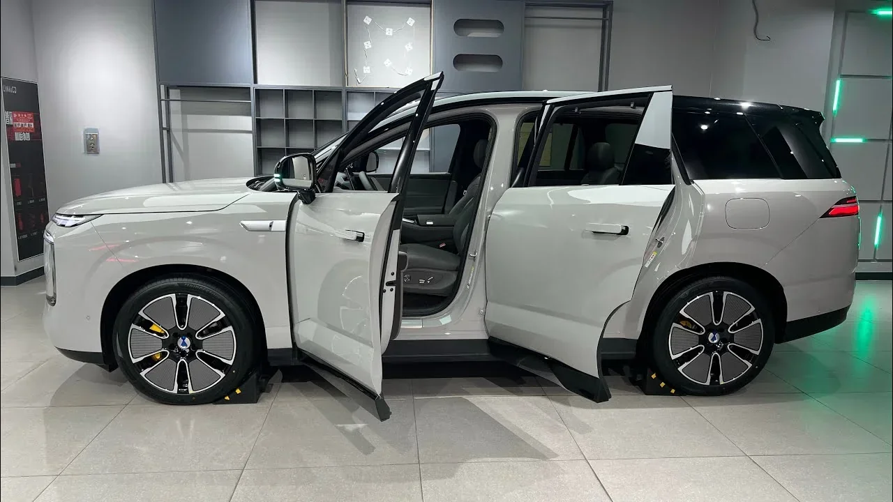 2026 BYD Denza N8L PHEV Review