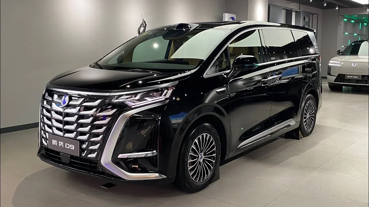 2026 BYD Denza D9 DM-i AWD Review