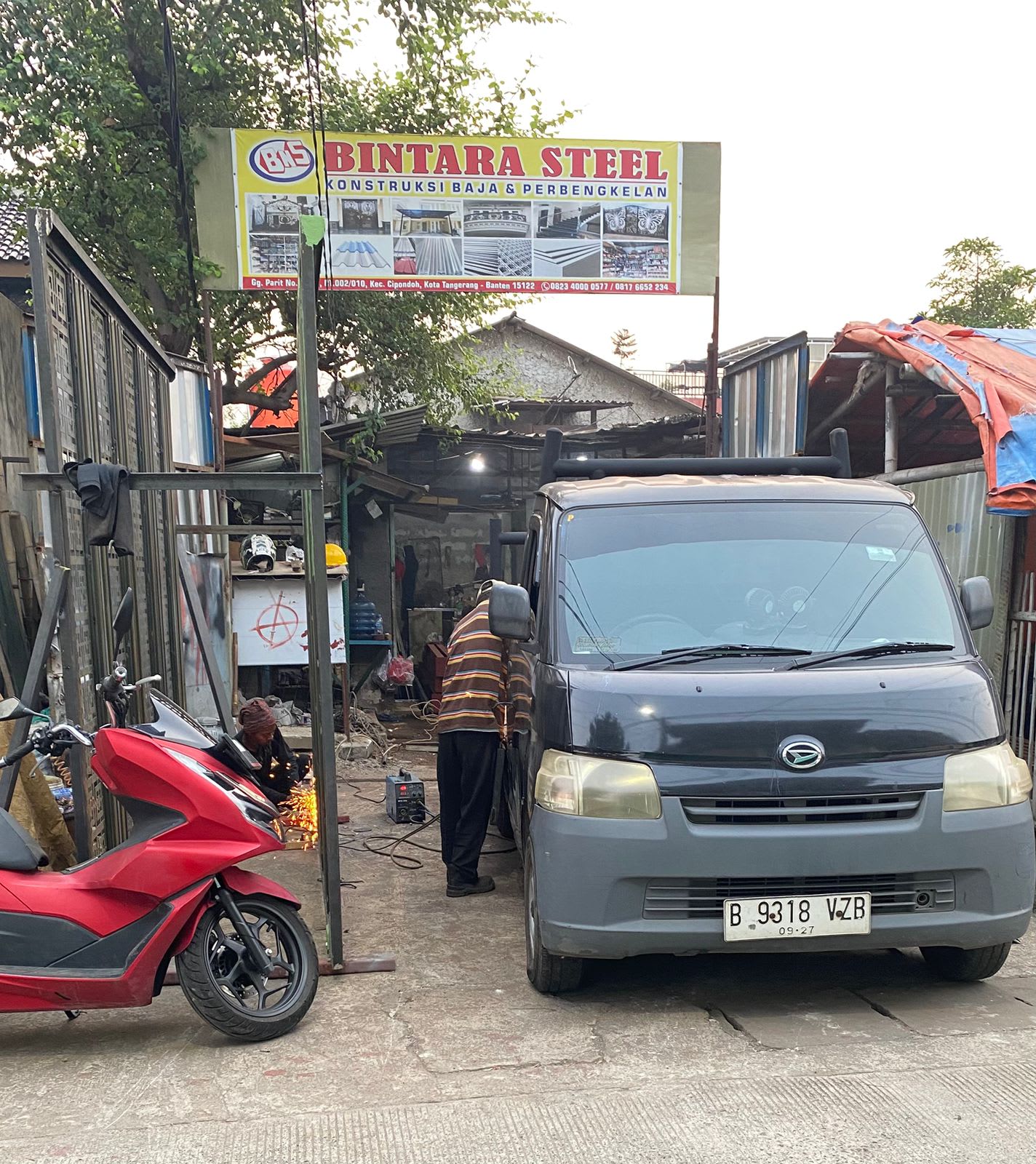 Proyek Konstruksi Baja Terbesar di Indonesia