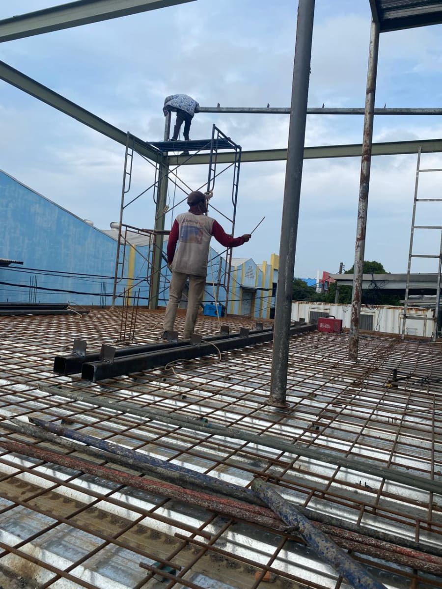 Pembangunan Ruko dan Gedung Komersial