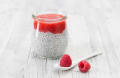 Chiapudding mit Himbeeren