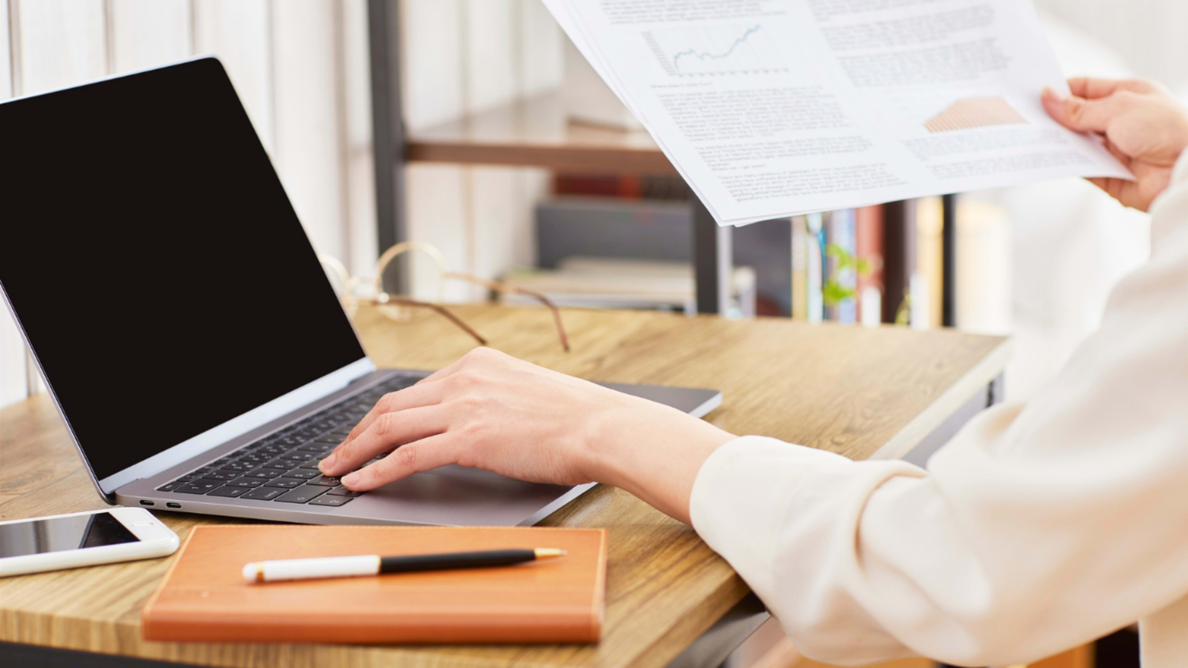 Overcoming Deposit Barriers with Low-Deposit Schemes