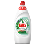 FAIRY Sensitive Płyn do mycia naczyń o zapachu mięty i drzewa herbacianego 900 ml