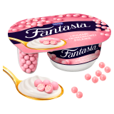 FANTASIA Jogurt kremowy z kulkami o smaku truskawkowym 100 g