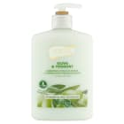 Mydło w płynie Olive & Yoghurt LUKSJA CREAMY 500ml - doskonała pielęgnacja i nawilżenie dla skóry.
