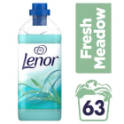 Płyn do płukania tkanin pozostawia je miękkimi i przyjemnie pachnącymi. Zapobiega elektryzowaniu.