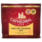 Ser Cheddar - Cathedral City. Ser o mleczno-orzechowym smaku i aromacie.