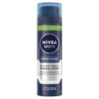 Nivea Man- Nawilżająca pianka do golenia to wygodne i bezpieczne golenie.