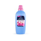 Płyn do płukania Rose & Lotus Flower 40 prań Felce Azzurra 2.00l