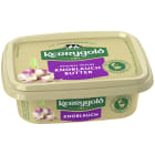 Tradycyjne masło irlandzkie z czosnkiem prażonym KERRYGOLD 125g