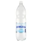 Woda mineralna częściowo odgazowana   Niskonasycona CO2 PIWNICZANKA 1.50l