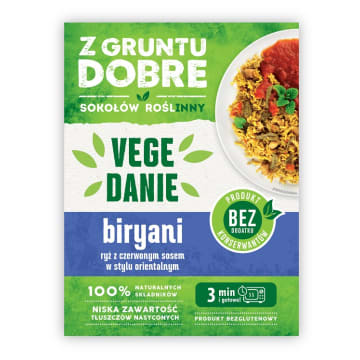 Biryani ryż w stylu indyjskim z czerwonym sosem
