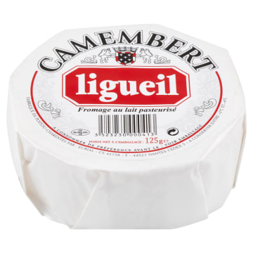 Ser Camembert z porostem białej pleśni