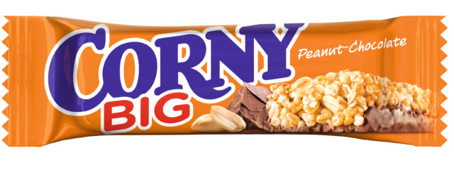 CORNY Big baton zbożowy z mleczną czekoladą i orzechami arachidowymi